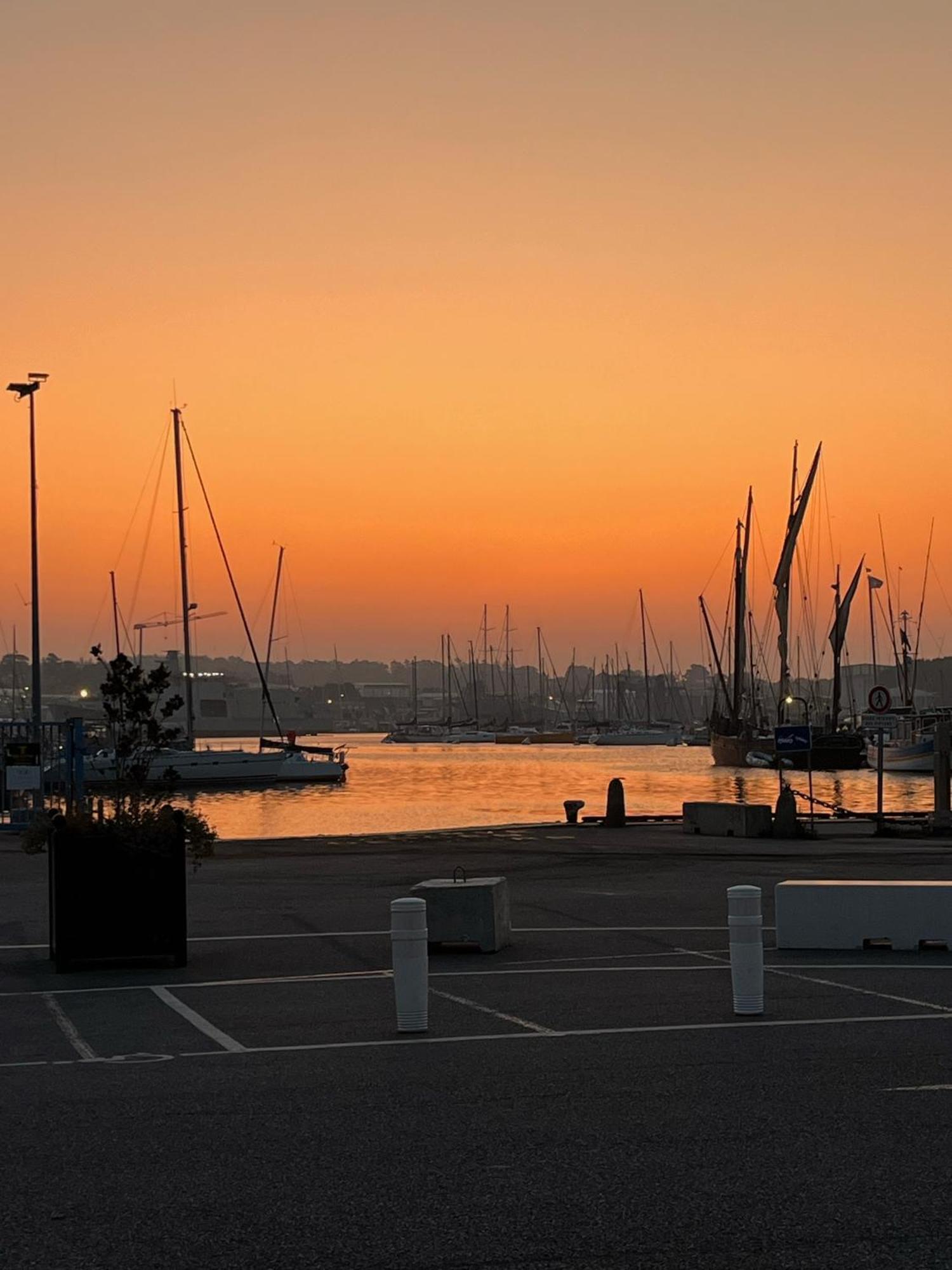Au Bord De L'Eau Apartment Concarneau Ngoại thất bức ảnh